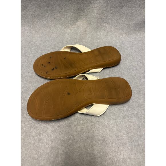 Born B.O.C. Thong Slipper Sandals Flip Flop Women's Size 8M White Leather Casual - Picture 6 of 6